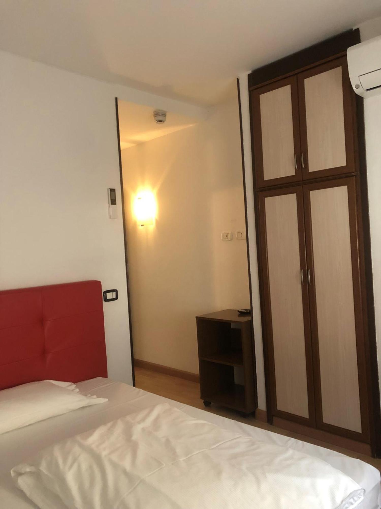 Hotel Sole Holiday Arco Εξωτερικό φωτογραφία