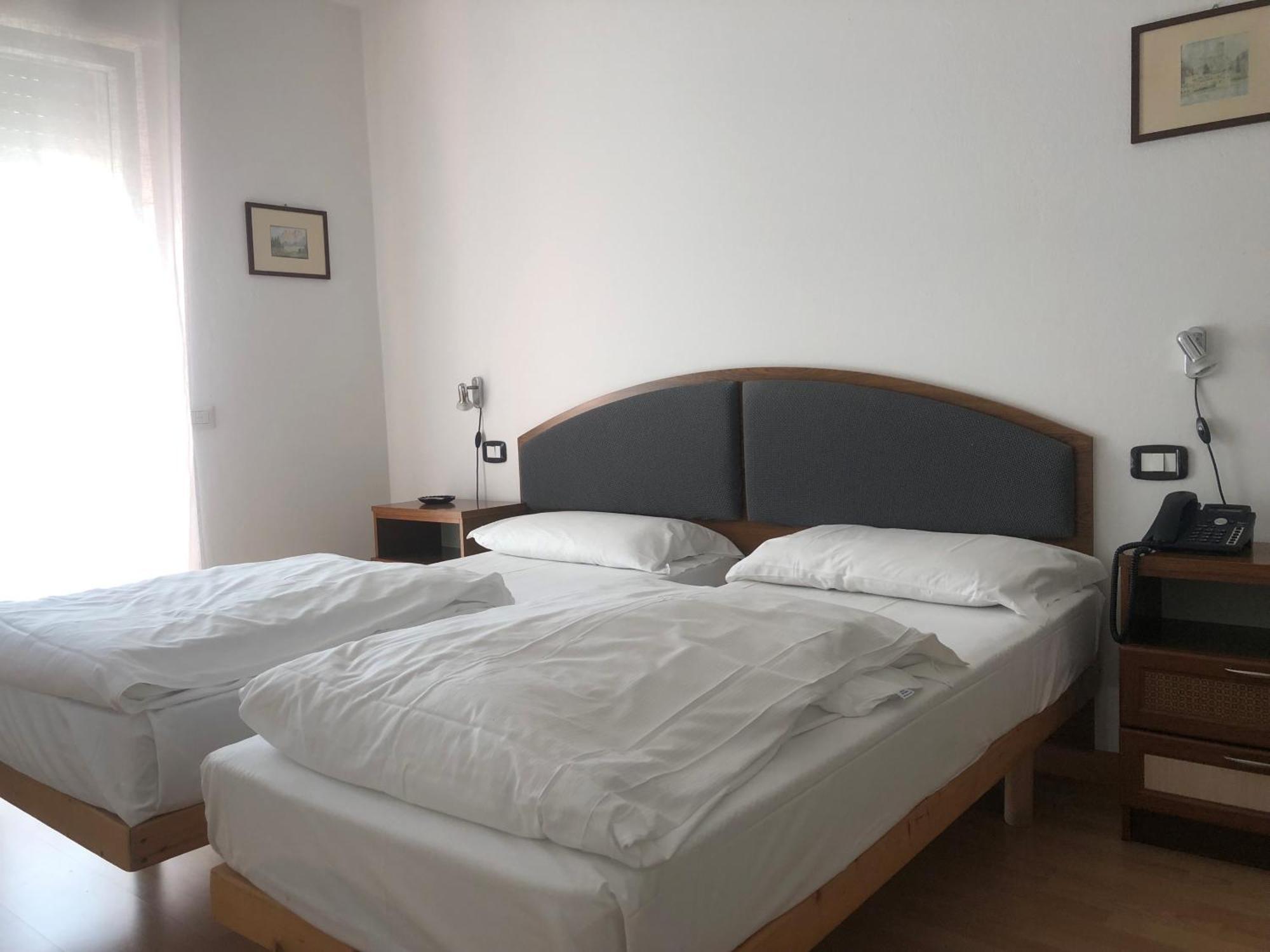 Hotel Sole Holiday Arco Εξωτερικό φωτογραφία