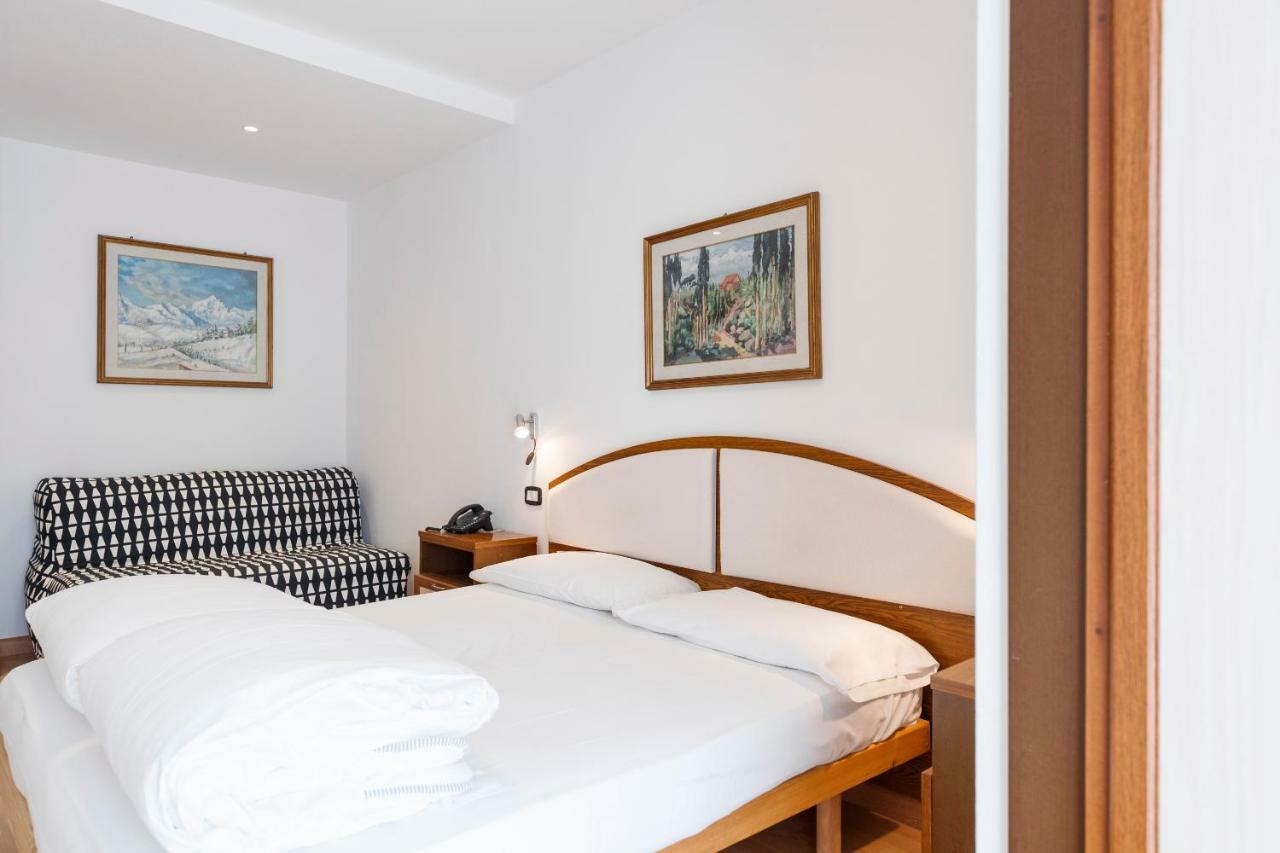 Hotel Sole Holiday Arco Εξωτερικό φωτογραφία